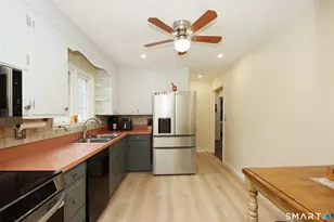 76 Jessie Dr, West Haven, CT 06516 - Photo 9