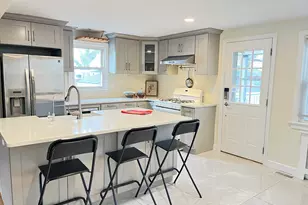 41 Baxter Dr, Norwalk, CT 06854 - Photo 3