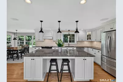 11 Fencove Court, Old Saybrook, CT 06475 - Photo 3