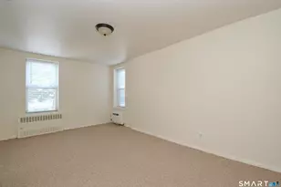 7 4th St, Stamford, CT 06905 - Photo 9