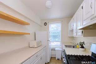 7 4th St, Stamford, CT 06905 - Photo 7