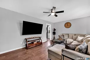 22 Lexington Ave, Torrington, CT 06790 - Photo 3