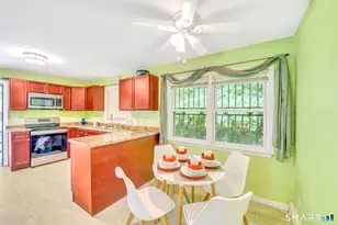 28 Faber Ave, Waterbury, CT 06704 - Photo 5