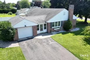 6 Dennis Dr, New Britain, CT 06053 - Photo 3
