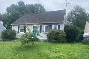 36 Sedgwick Rd, East Hartford, CT 06108 - Photo 3