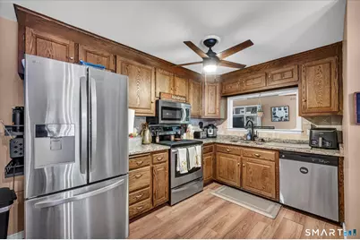 25 Spruce Street, Meriden, CT 06451 - Photo 15