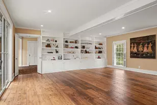 530 Roxbury Rd, Stamford, CT 06902 - Photo 9