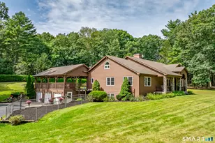 126 E Putnam Rd, Putnam, CT 06260 - Photo 1