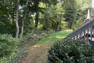 90 Manorwood Dr, Branford, CT 06405 - Photo 17