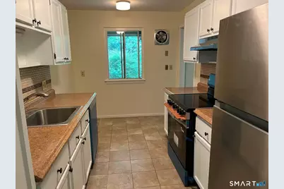 469 Heritage Village #B, Southbury, CT 06488 - Photo 11