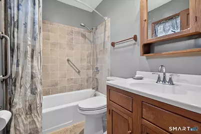 33 Walker Street, Milford, CT 06460 - Photo 13