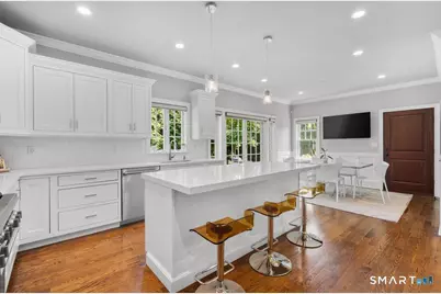 16 Hawthorne Street South #A, Greenwich, CT 06831 - Photo 7
