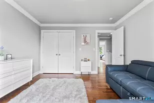 16 Hawthorne St S, Greenwich, CT 06831 - Photo 13