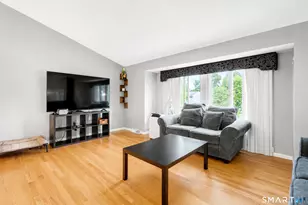 105 High St, South Windsor, CT 06074 - Photo 9
