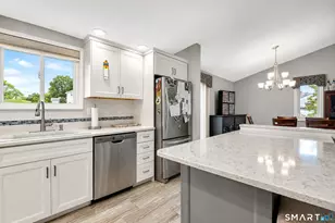 105 High St, South Windsor, CT 06074 - Photo 5