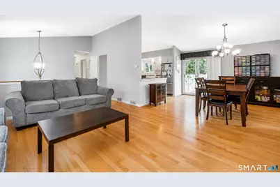 105 High Street, South Windsor, CT 06074 - Photo 11