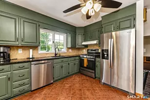 269 Wilbrook Rd, Stratford, CT 06614 - Photo 13
