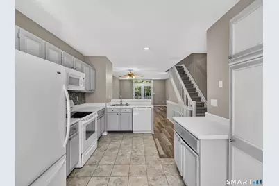 73 Cobblestone Drive #73, Groton, CT 06340 - Photo 3