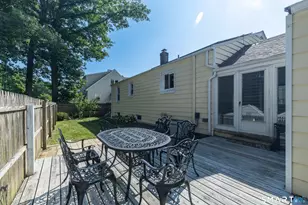 103 Richmond Ave, West Haven, CT 06516 - Photo 21