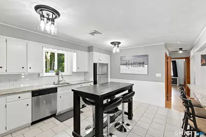 103 Richmond Avenue, West Haven, CT 06516 - Photo 5
