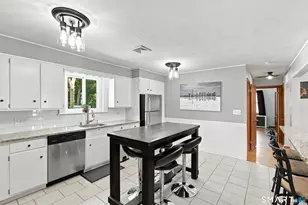 103 Richmond Ave, West Haven, CT 06516 - Photo 5