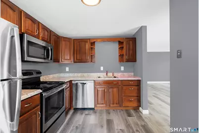135 Heather Ridge #135, Shelton, CT 06484 - Photo 11