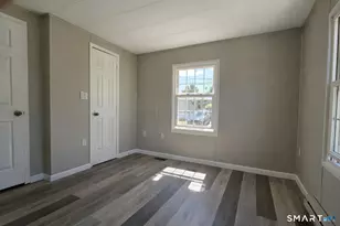 18 Broadway N, Westbrook, CT 06498 - Photo 9