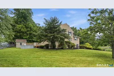 85 Geraldine Drive, Naugatuck, CT 06770 - Photo 3