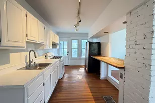 90 Belmont St, Fairfield, CT 06824 - Photo 9