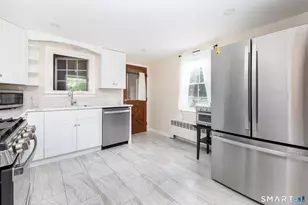 48 Whitney St, East Hartford, CT 06118 - Photo 3