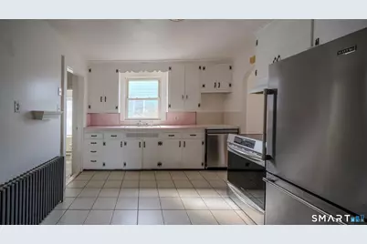 336 Barnum Ter Extension, Stratford, CT 06614 - Photo 7