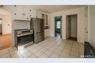 336 Barnum Ter Extension, Stratford, CT 06614 - Photo 9