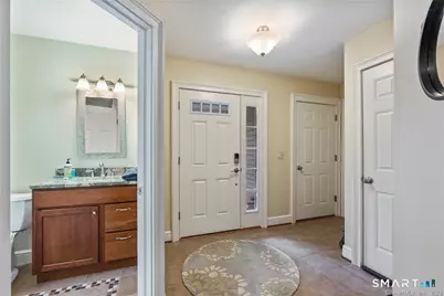 33 Marshfield Road, East Lyme, CT 06357 - Photo 13