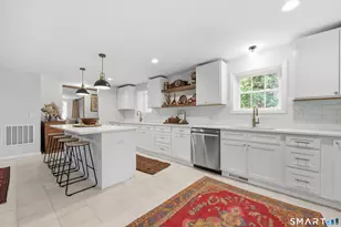 20 Harris Rd, Avon, CT 06001 - Photo 9