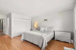 173 Rowayton Woods Dr, Norwalk, CT 06854 - Photo 11