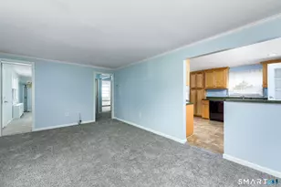 63 Crescent Dr, East Hartford, CT 06118 - Photo 13
