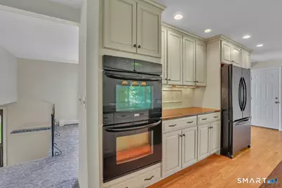5 Arlington Street North, Meriden, CT 06450 - Photo 7