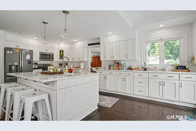 81 Trails End Road, Weston, CT 06883 - Photo 3