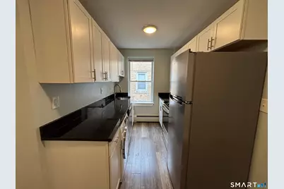 213 Golden Hill Street #5C, Bridgeport, CT 06604 - Photo 7