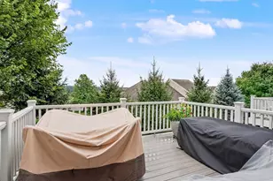 12 Old Pasture Dr, Danbury, CT 06810 - Photo 11