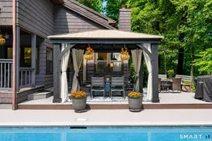 11 Coach Hill, Danbury, CT 06811 - Photo 3