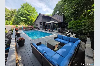 11 Coach Hill, Danbury, CT 06811 - Photo 1