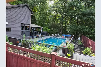 11 Coach Hill, Danbury, CT 06811 - Photo 3