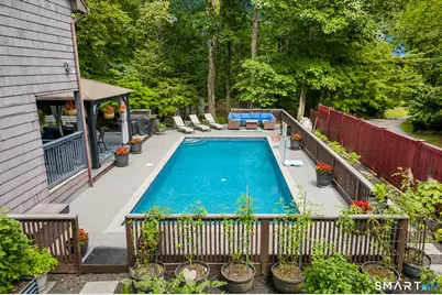 11 Coach Hill, Danbury, CT 06811 - Photo 35