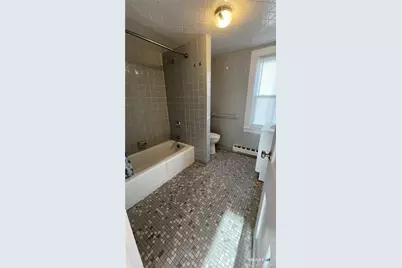 36 Pleasant Street #2nd FL, Groton, CT 06340 - Photo 11