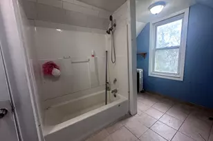 94-96 Burnside Ave, East Hartford, CT 06108 - Photo 5