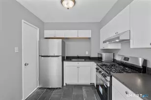 75 Saltonstall Pkwy, East Haven, CT 06512 - Photo 3
