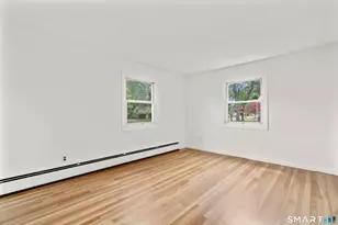 422 Denslow St, Windsor Locks, CT 06096 - Photo 11