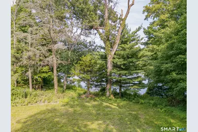 556 Simsbury Road, Bloomfield, CT 06002 - Photo 5