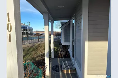 101 Breakers Lane #101, Stratford, CT 06615 - Photo 5